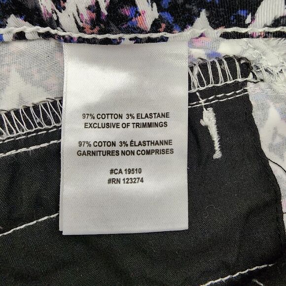 Lole Women's Shorts Size 10 Cactus Flower Sizzle Multicolor Ikat Pleated Casey - Picture 9 of 12